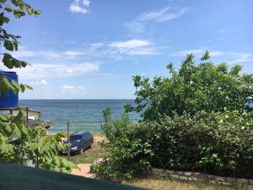 Фото номера Шале с одной спальней Дома для отпуска Пляжный домик у самого моря г. Фонтанка 36
