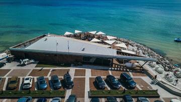 Фото номера Апартаменты с видом на море Апартаменты Уютная квартира с видом на море Riviera City г. Фонтанка 16